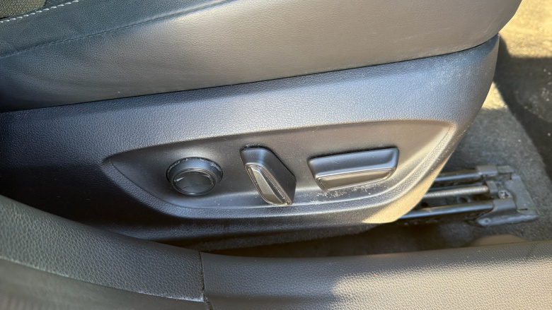 Toyota Prius 2.0 PHEV Excel 5dr CVT Hatchback